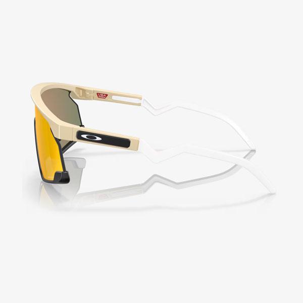 オークリー サングラス BXTR OAKLEY フレーム Matte Desert Tan/Matte Black レンズ Prizm Ruby  スポーツの画像