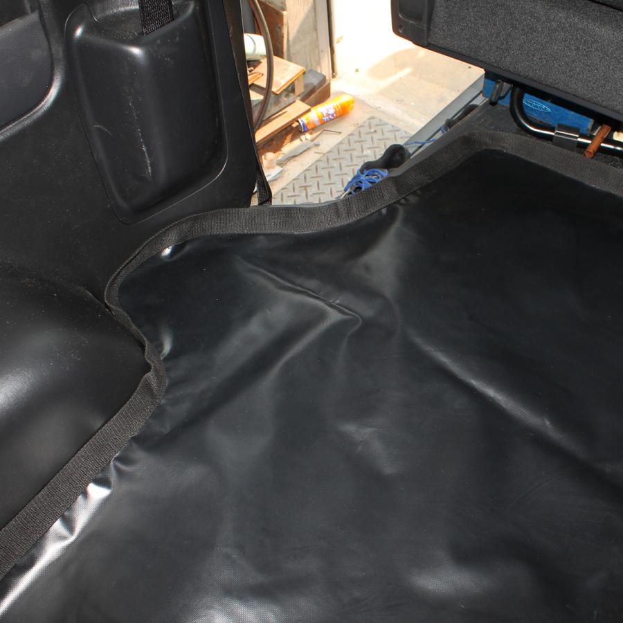 各車対応アウトドアマット チャイルドシート キャンプ シートカバー タント ハイエース フロアマット プリウス 車中泊 車内汚れ防止 釣り 100 安い シートカバー