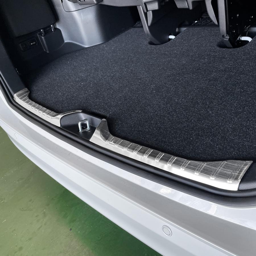 新型 ノア 90系 ヴォクシー ラゲッジ スカッフプレート ステップガード