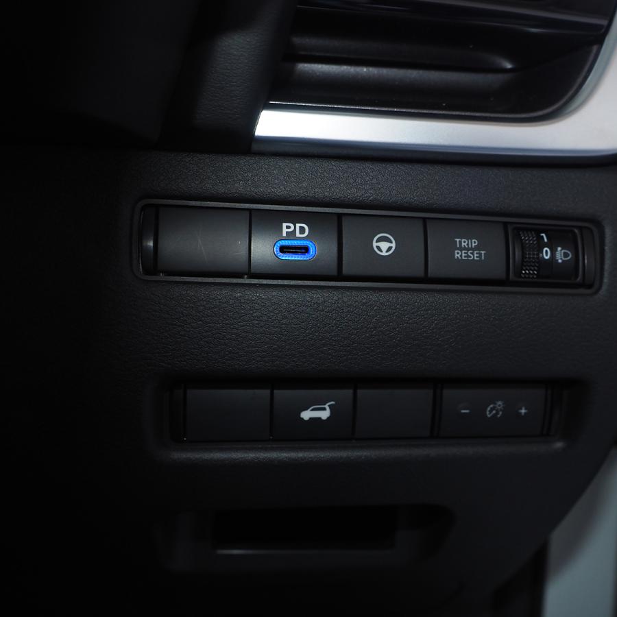 ノート オーラ ニスモ E13 USBソケット USBポート 増設 カーチャージャー TypeC PD 埋め込み 車 スイッチホール パネル
