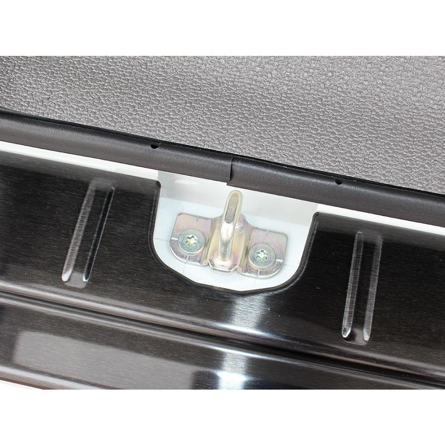 REIZ製エブリィDA17W・V用リヤバンパーステップガード新品・未使用 REIZ DA17W エブリイワゴン リアバンパー ステップガード
