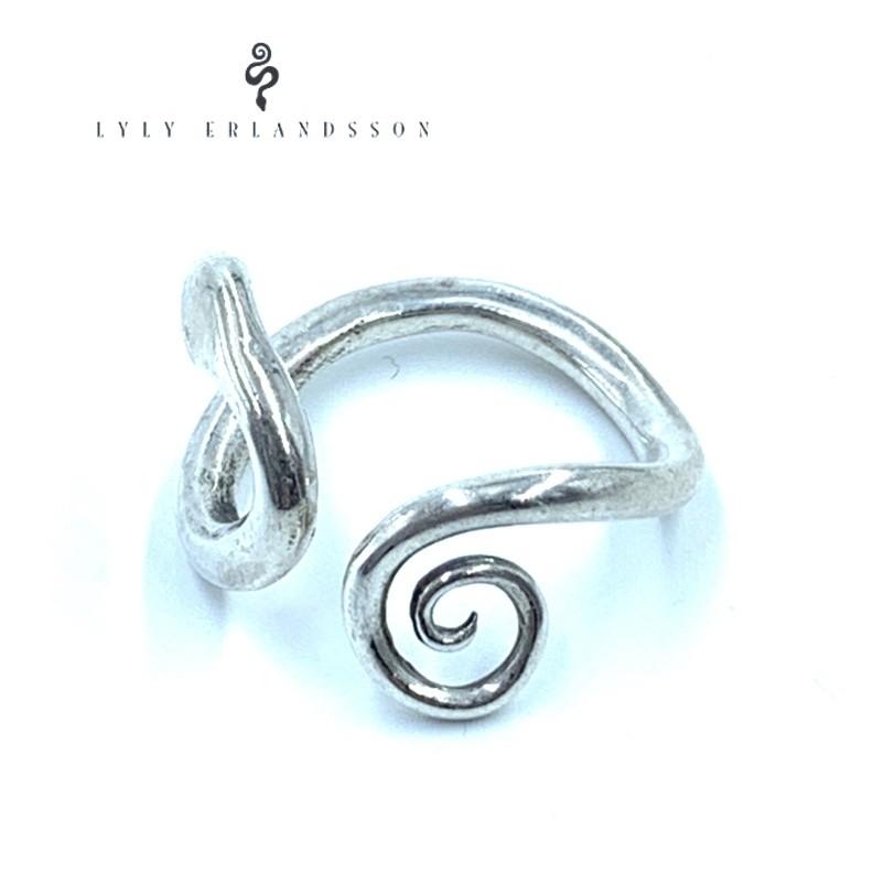 LYLY ERLANDSSON/リリーエルランドソン リング the SYMBOL/ザ