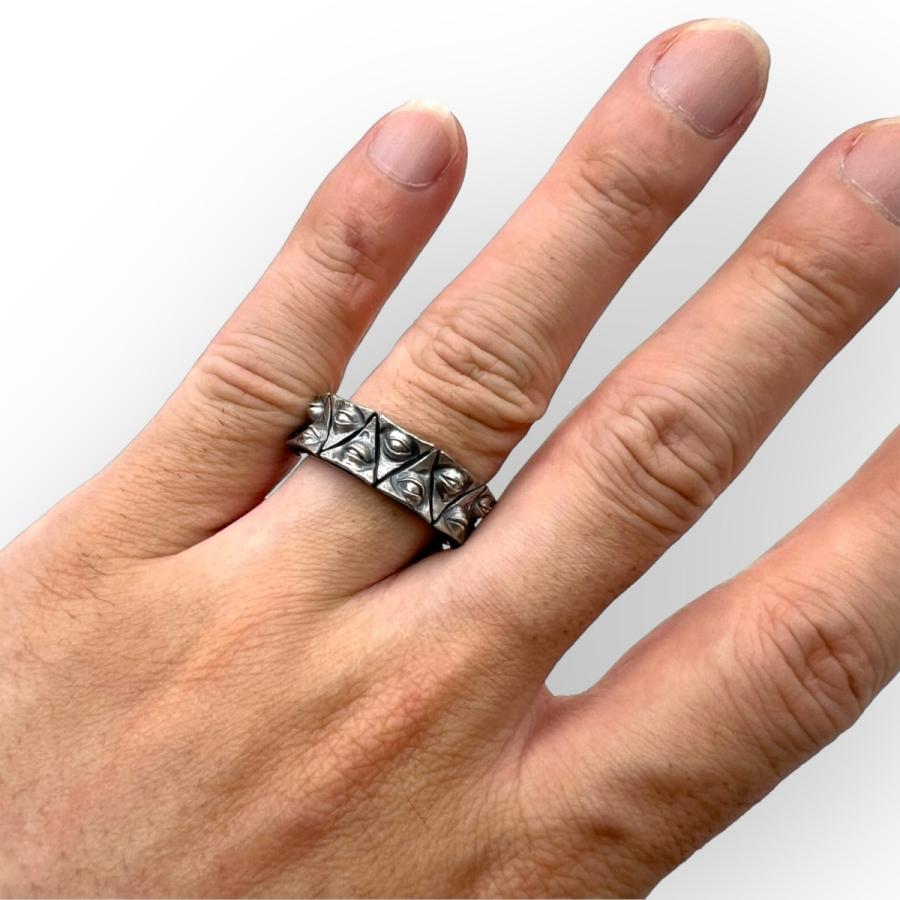 LegioMade/レギオメイド Skin triangle Mリング : Mr.treizeミスター