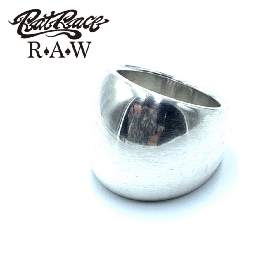 ラットレース シルバー RatRace RAW ラットアナザーワールド　リング　DOMED RING WIDE LOVE リング内側にLOVEが彫られたリボンパーツが付きます。
