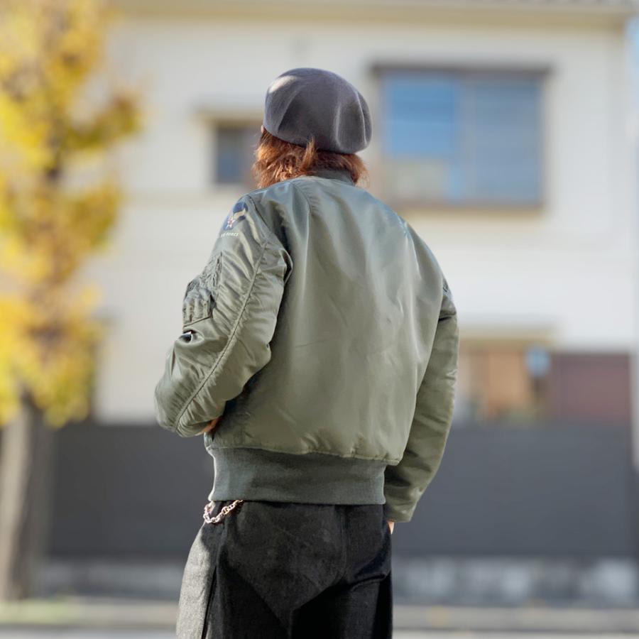 バズリクソンズ B-15C フライトジャケット セージグリーン ボア　ma1 バズリクソンズ B-15C フライトジャケット セージグリーン ボア ma1