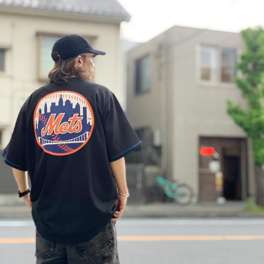 【FANATICS】別注ベースボールシャツMLBヤンキース メッツ・ブラック FANATICS】別注ベースボールシャツMLBヤンキース メッツ