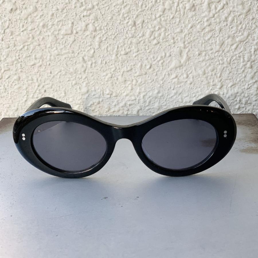 Few by NEW. ヒュー サングラス F105 C-1 C-3 キャッツアイ ブラック