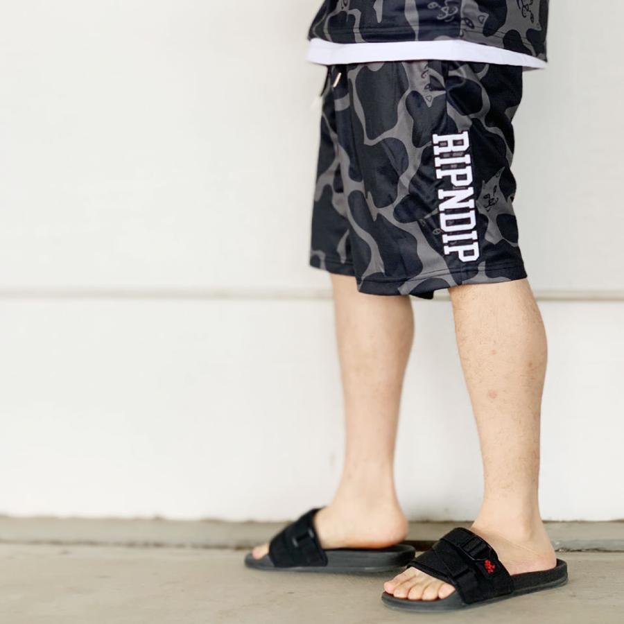 RIPNDIP（リップンディップ） ショートパンツ PEEKING NERMAL SHORTS