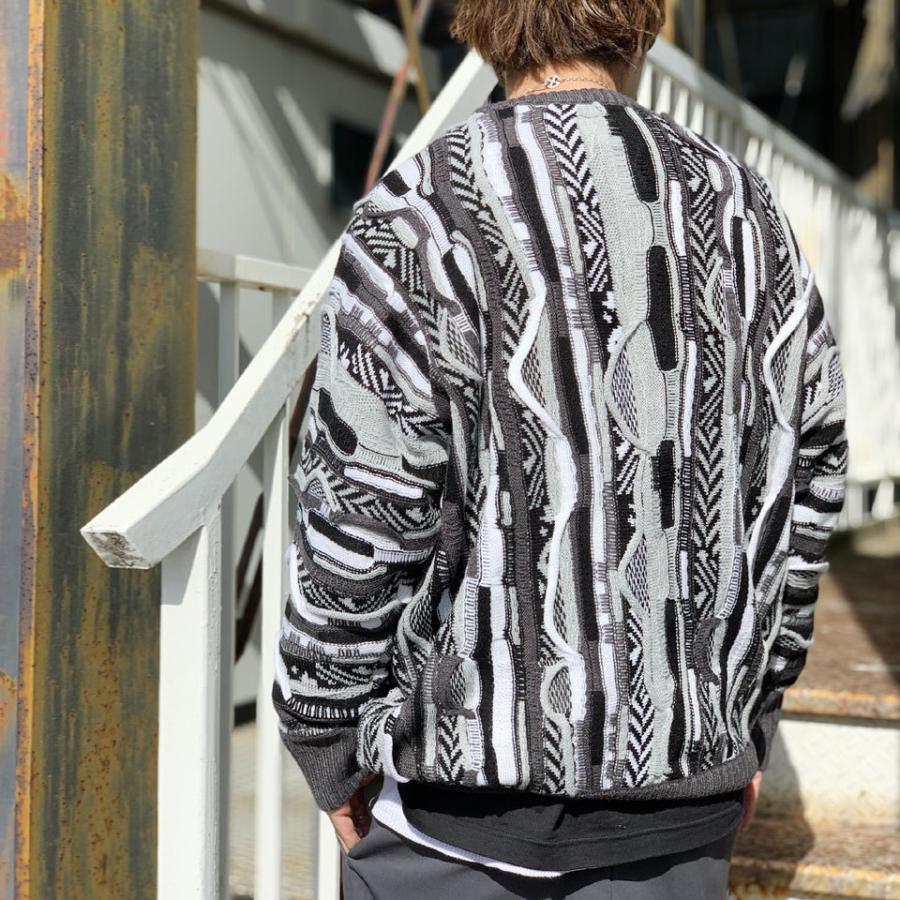 スリフティルック THRIFTY LOOK クルーネックニット セーター 3D