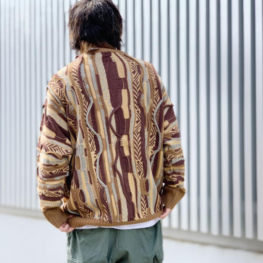スリフティルック THRIFTY LOOK クルーネックニット セーター 3D 