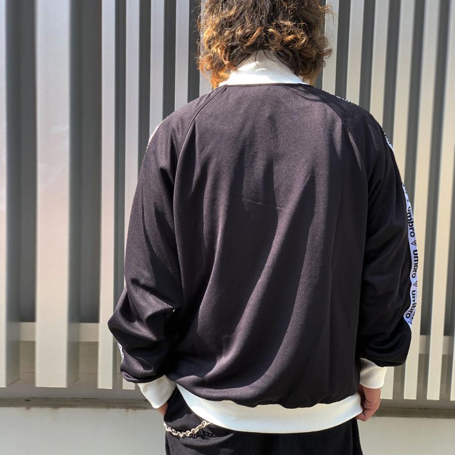 umbro アンブロ UMBRO トラックジャケット ジャージ SIDE TAPE umbro アンブロ UMBRO トラックジャケット ジャージ SIDE TAPE