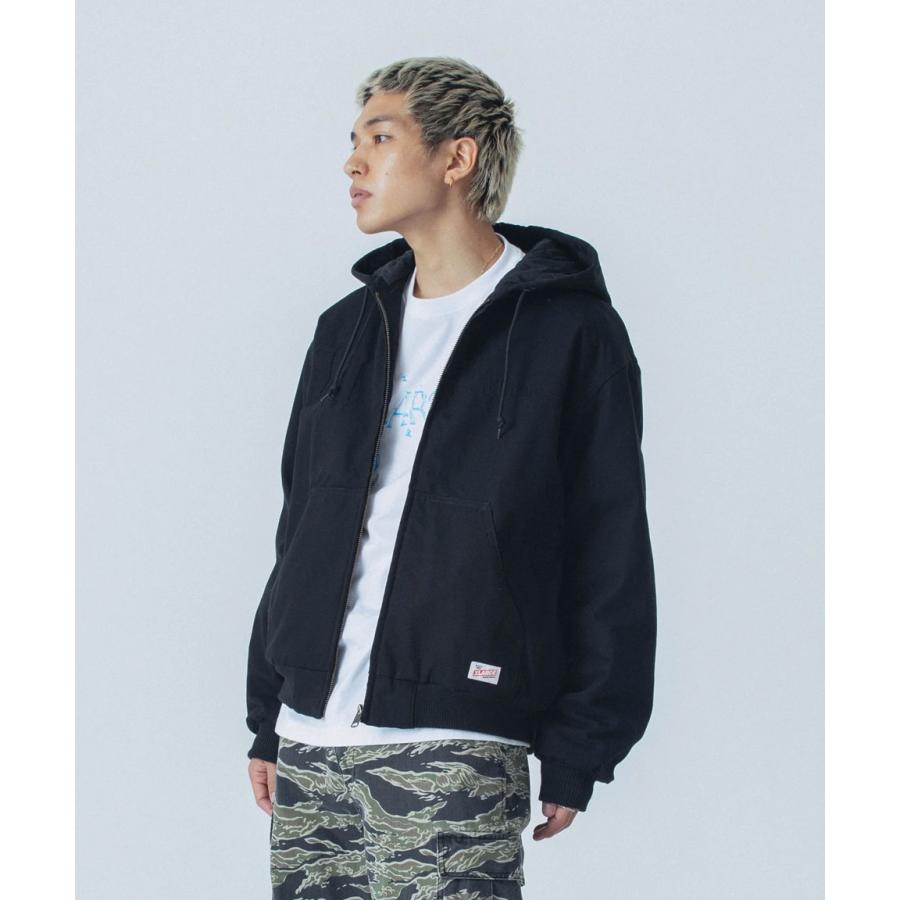 XLARGE（エクストラ ラージ） 中綿ジャケット EMBOSSED OLD ENGLISH