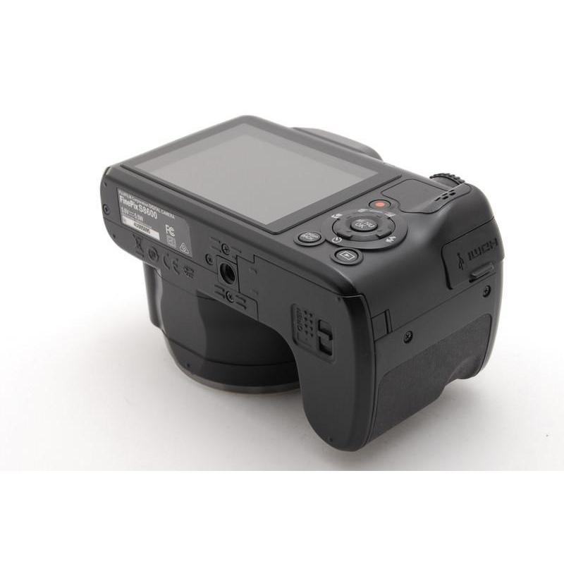 FinePix Sシリーズ FUJIFILM 富士フイルム S8600 新品SD32GB付き