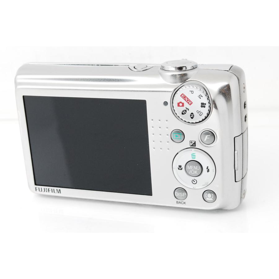 FinePix Fシリーズ FUJIFILM 富士フイルム F70EXR シルバー : 山ウサギ