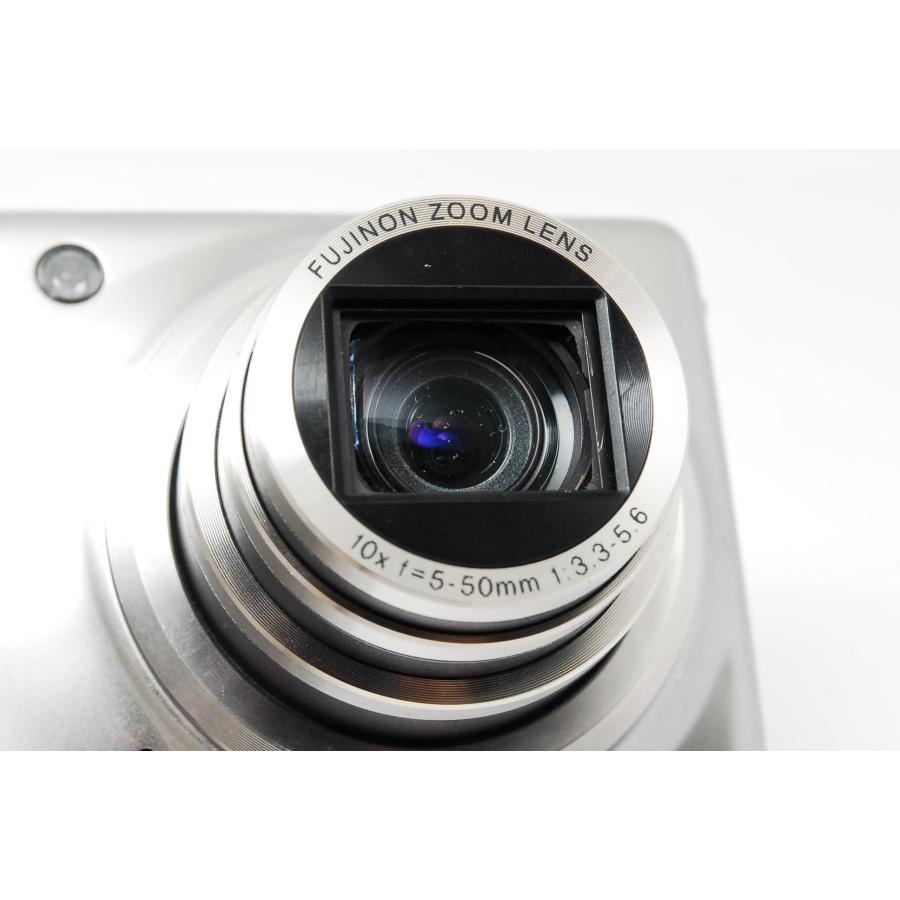 FinePix Fシリーズ FUJIFILM 富士フイルム F70EXR シルバー : 山ウサギ