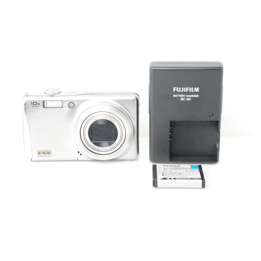 FinePix Fシリーズ FUJIFILM 富士フイルム F70EXR シルバー : 山ウサギ