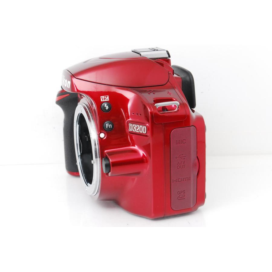 D3000 Nikon ニコン D3200 レッド レンズキット ショット数8066回 123
