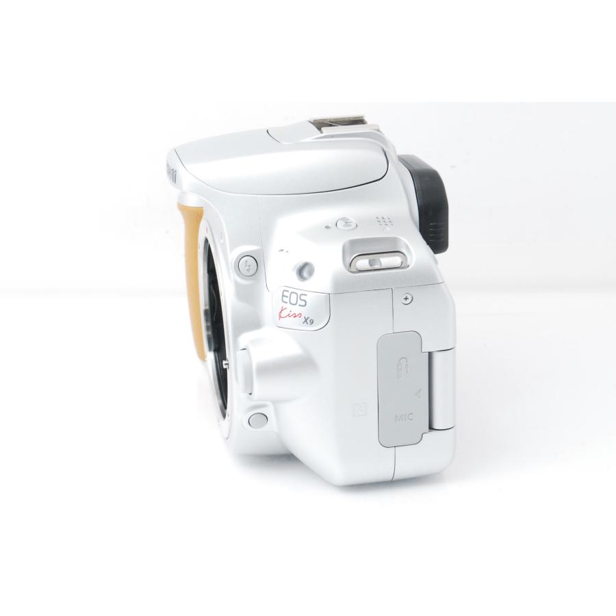 EOS Kiss Canon キヤノン X9 シルバー レンズキット : 山ウサギカメラ