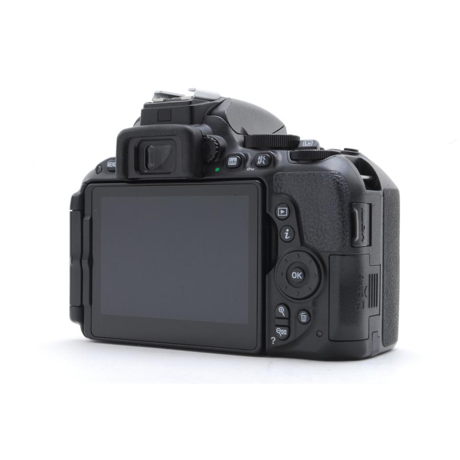 D5000 Nikon ニコン D5500 ダブルズームキット 新品SD32GB付き D5000 Nikon ニコン D5500 ダブルズームキット 新品SD32GB付き