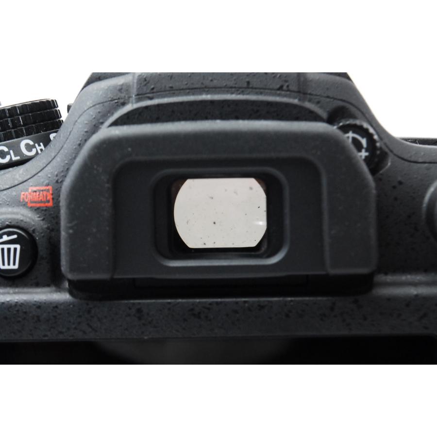 超美品　Nikon D7100 　ダブルズームセット　カードリーダースマホ転送 D7000 Nikon ニコン D7100 ダブルズームキット SDカード付き スマホ