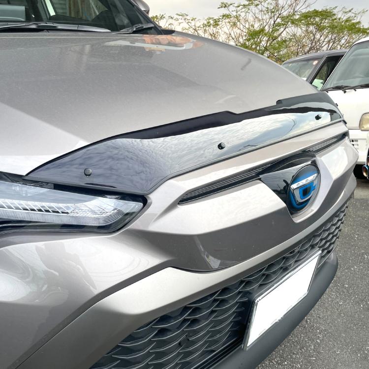 新型 カローラクロス 専用 カスタム パーツ ボンネットバイザー