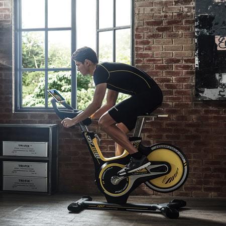 GR7 ジョンソンヘルステック スピンバイク クロスバイク インドアサイクル フィットネスバイク | ジョンソンヘルステック | 03