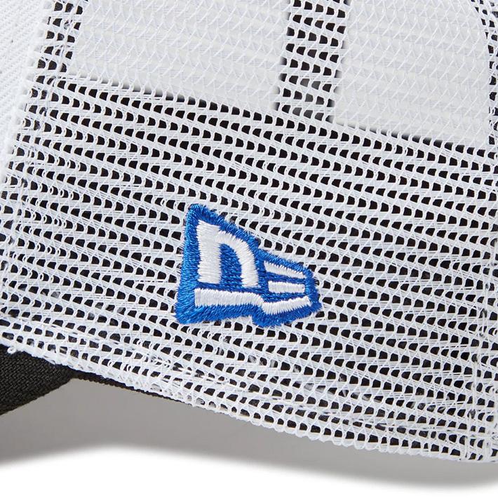 さや Amazon.com: Front Windshield Washer Nozzle Spray Jet for