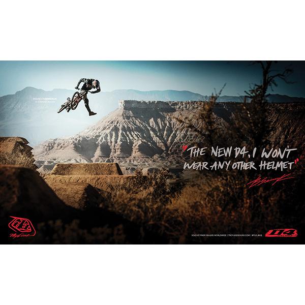 Troy Lee Designs ヘルメット 自転車用 D4 Carbon Stealth Troy Lee Designs ヘルメット 自転車用 D4 Carbon Stealth