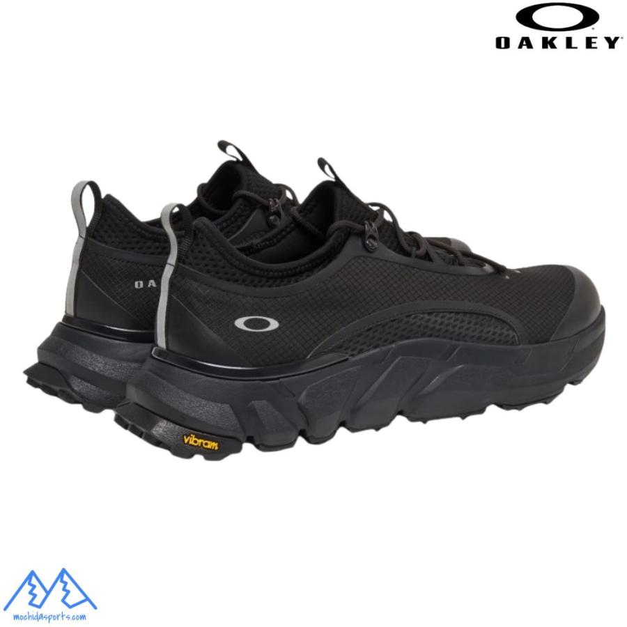 OAKLEY（オークリー） 防水 スニーカー ライトシールド アウトドア