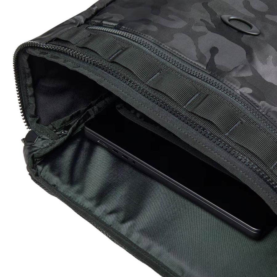 オークリー 撥水 バックパック リュック 40L ブラック OAKLEY Enhance LT Boxpack Xl 8.0 Fw black camo FOS901841 062 | OAKLEY | 03