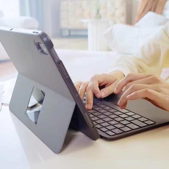 Bluetoothタブレット用キーボード(ipad a16）ESR Blue iPad 11th Gen(A16) Wireless Keyboard Case With Pencil Holder|ESR
