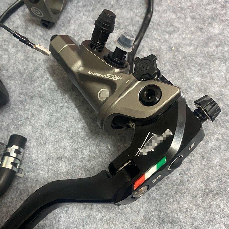 ブレーキマスターシリンダー ラジアルタイプ バイク クラッチラジアル CNC 19RCS モーターサイクル ケーブル ブレーキ ポンプ |  | 02