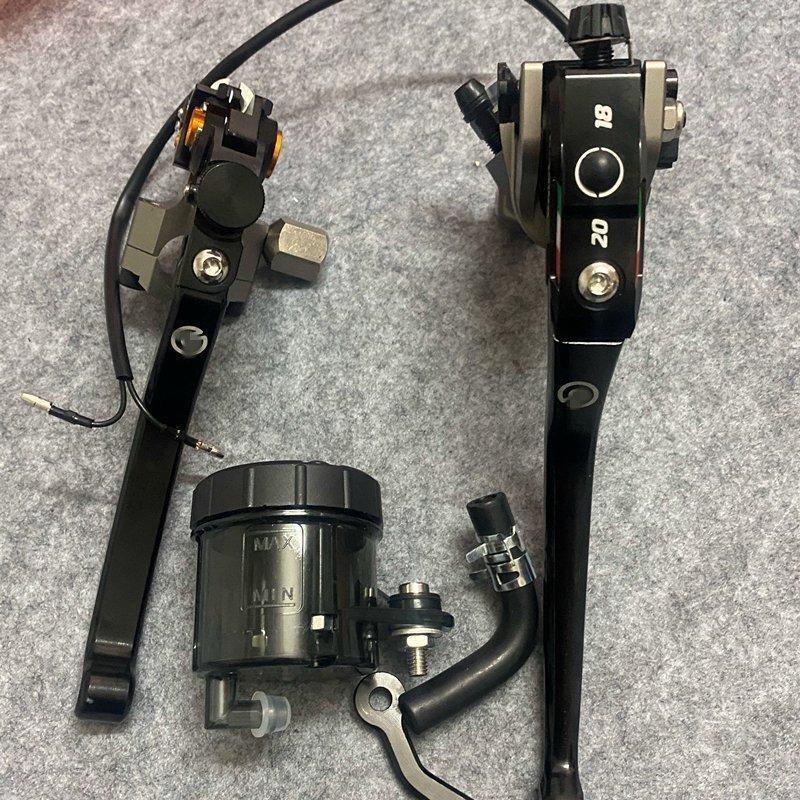 ブレーキマスターシリンダー ラジアルタイプ バイク クラッチラジアル CNC 19RCS モーターサイクル ケーブル ブレーキ ポンプ |  | 03