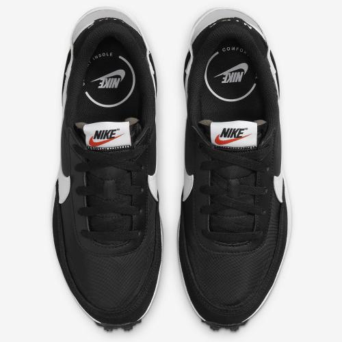 NIKE（ナイキ） ウィメンズ ワッフル デビュー ブラック/ホワイト