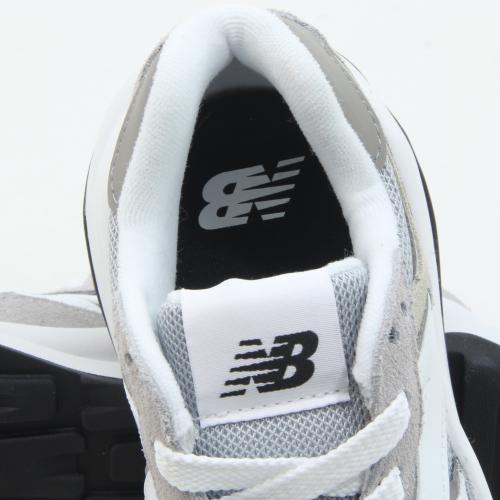 New Balance（ニューバランス） 57/40 M5740 CA GRAY (幅：D やや細い