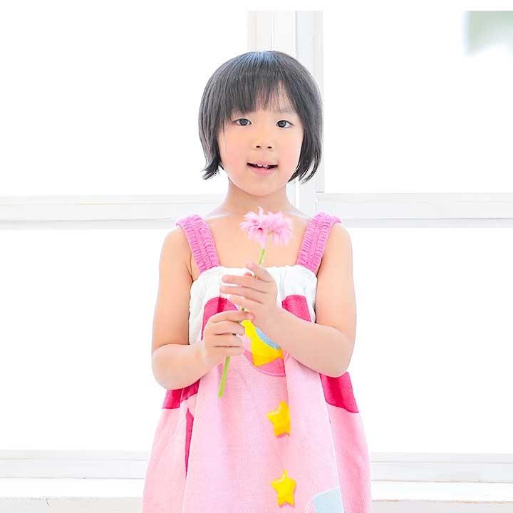 巻き巻きタオル スタートゥインクルプリキュア 変身タオル キッズ 子供 女 幼稚園 小学校 保育園 キュアスター 海水浴 水泳 川 プール バスタオル Manhattan Store 通販 Yahoo ショッピング