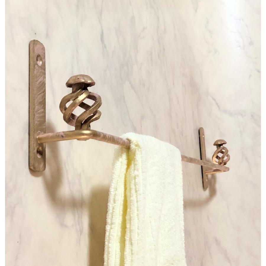 タオルハンガー アイアンおしゃれ タオル掛け アンティーク調ピンク