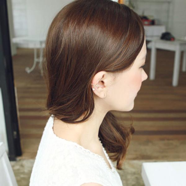 イヤーカフ チャーム ゴールド シルバー ビジュー キラキラ キュービックジルコニア ジルコン 揺れる ゆれる |  | 14