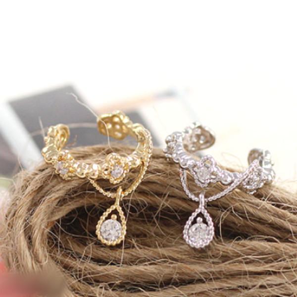 イヤーカフ チャーム ゴールド シルバー ビジュー キラキラ キュービックジルコニア ジルコン 揺れる ゆれる |  | 08
