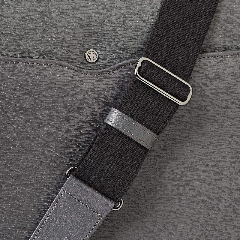 【極美品】 オファーマン ビジネスバッグ ベルティ 日本製 ブリーフバッグ グレー 【MYK8273567794】(29621円)