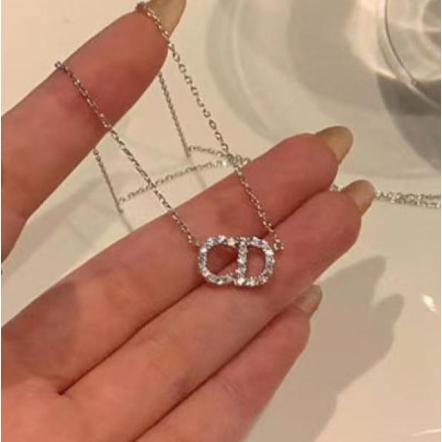 Christian Dior☆CDアルファベットネックレス