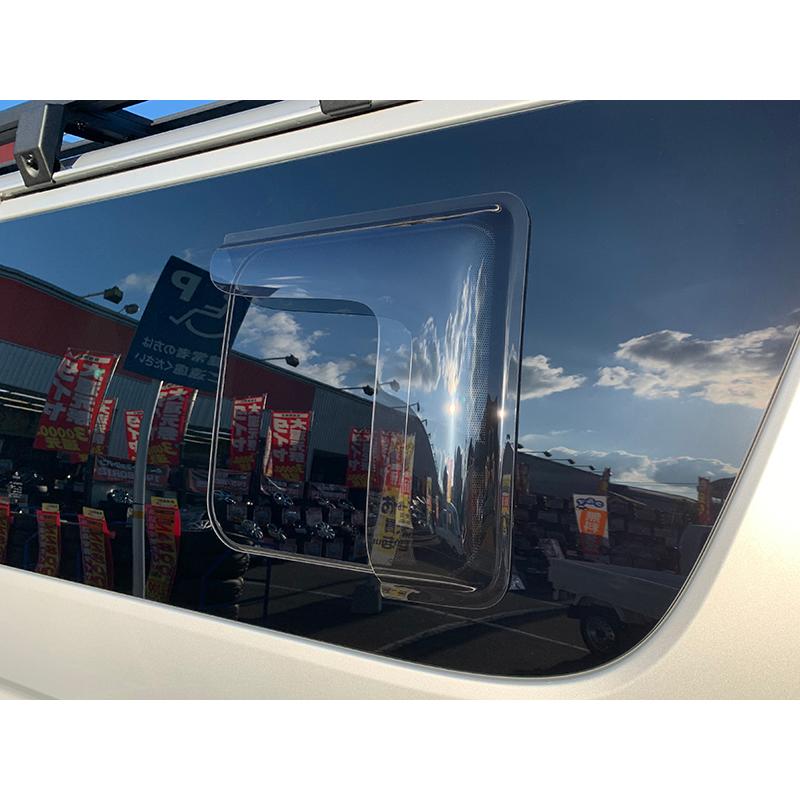 【新品・未使用】マッドファクトリー NV350専用　スライドドア小窓用バイザー NV350 キャラバン 小窓 バイザー 片側1P パーツ カスタム