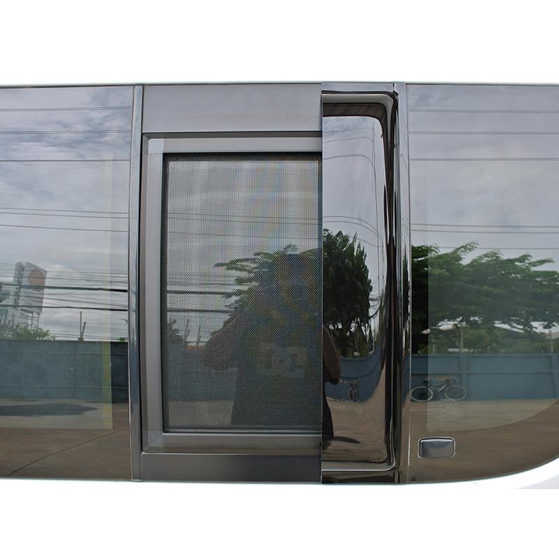 先着1000円引クーポン】ハイエース200系 網戸と専用バイザーのセット