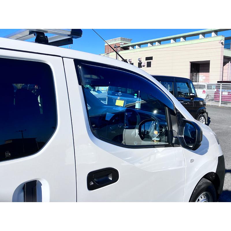NV200 バネット　純正ドアバイザー　新品 Amazon | NISSAN (日産) 純正部品 ドア バイザー FR RH NV200 バネット