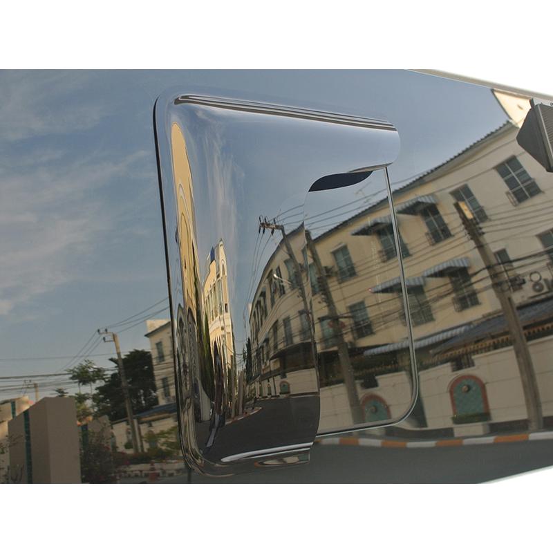 【新品・未使用】マッドファクトリー NV350専用　スライドドア小窓用バイザー 新品・未使用】マッドファクトリー NV350専用 スライドドア小窓