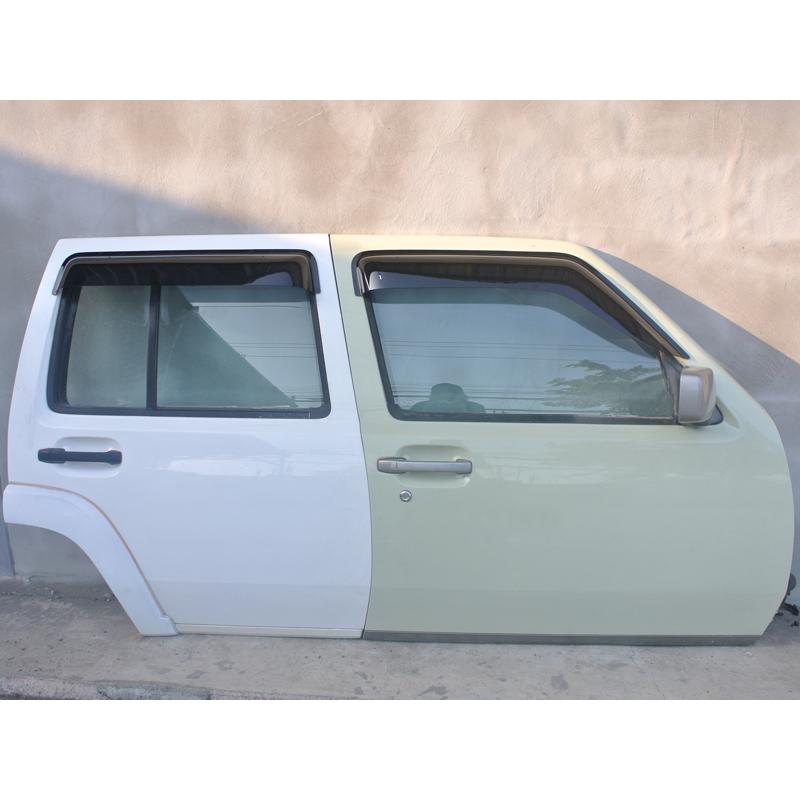 ウィンドウバイザー ベントバイザー、ドアバイザー、レインガード 日産リーフ11-17