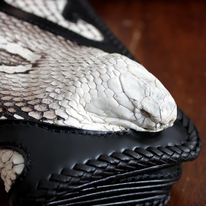 バイカーズウォレット コブラ 頭付き 長財布 ファイヤートライバル ロングウォレット 015p Mud Monkey 通販 Yahoo ショッピング