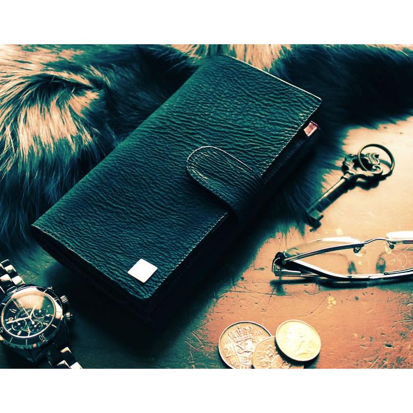 廃盤売り切りのため値下げ！シャーク 長財布・ブラック/大容量長財布/カード収納24枚/ベロ付 |  | 10