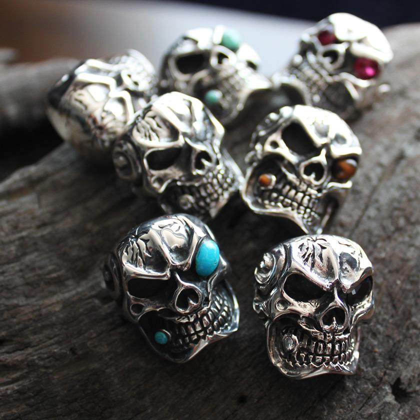 コンチョシルバー925/アングリースカル/骸骨/天然ターコイズカスタム/レザークラフト/バイカーズウォレット/コンチョボタン/ネジ式 |  | 01