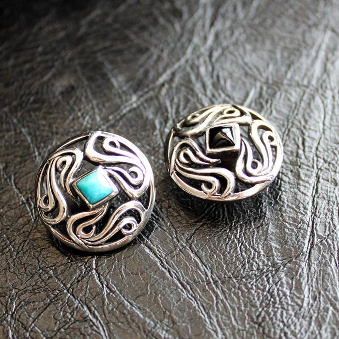 コンチョ ボタン/ネジ式/天然石コンチョ/ブルーターコイズ・オニキス/透かしミニコンチョ/レザークラフト/バイカーズウォレット/コンチョシルバー925 |  | 01